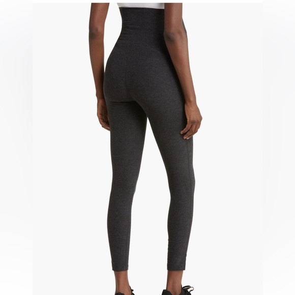 Zella XS Maternity Leggings - Picture 4 of 6